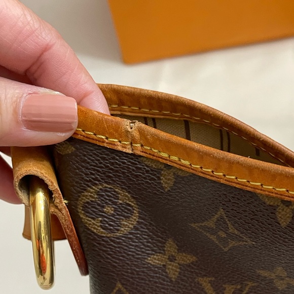 Authentic Louis Vuitton Monogram Delightful MM👜 - Picture 15 of 17